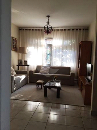 Foto REO661406