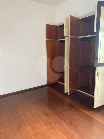 Foto REO661948