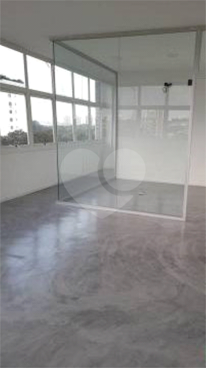 Foto REO662279