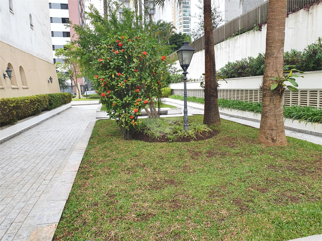 Venda Apartamento São Paulo Santana REO662543 22