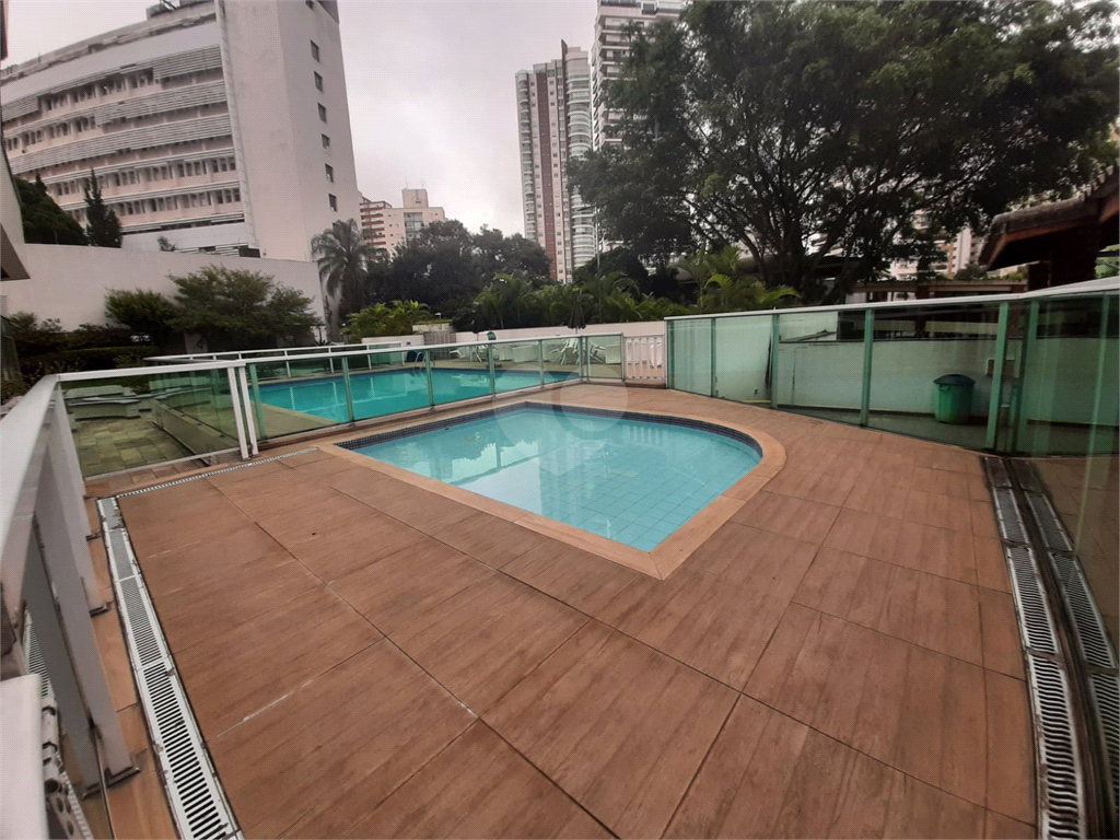 Venda Apartamento São Paulo Santana REO663232 29