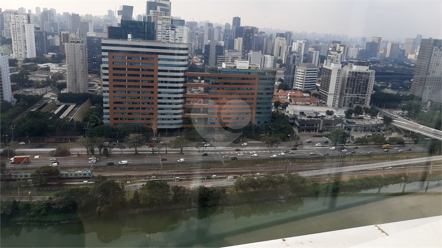 Foto REO663359