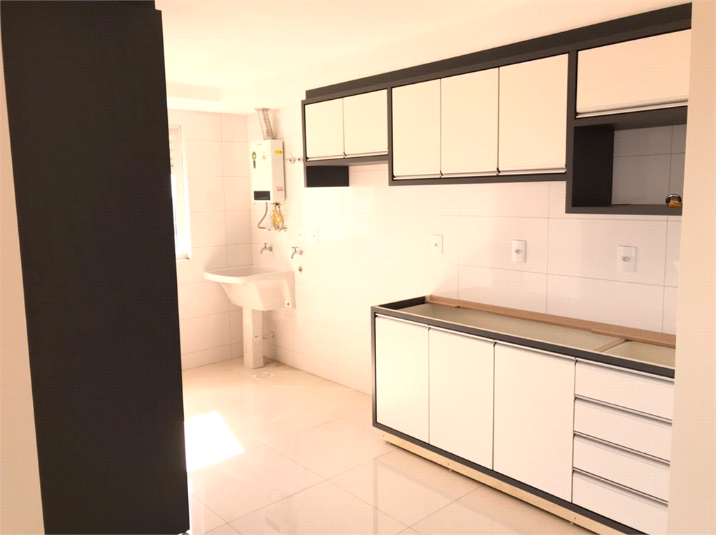 Venda Apartamento Cascavel Pacaembu REO664057 14