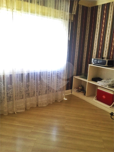Foto REO664250