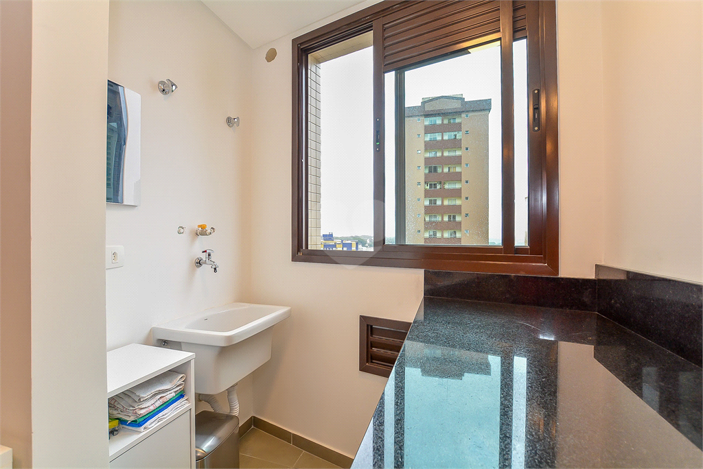 Venda Apartamento Curitiba Água Verde REO665067 14