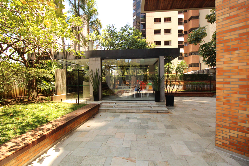Foto REO665812