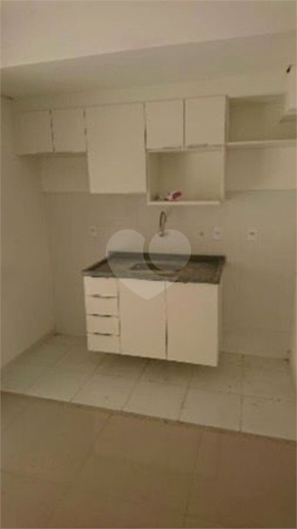 Venda Condomínio Sorocaba Vila Mineirão REO666066 18