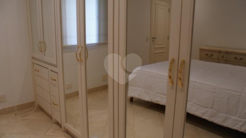 Foto REO66918