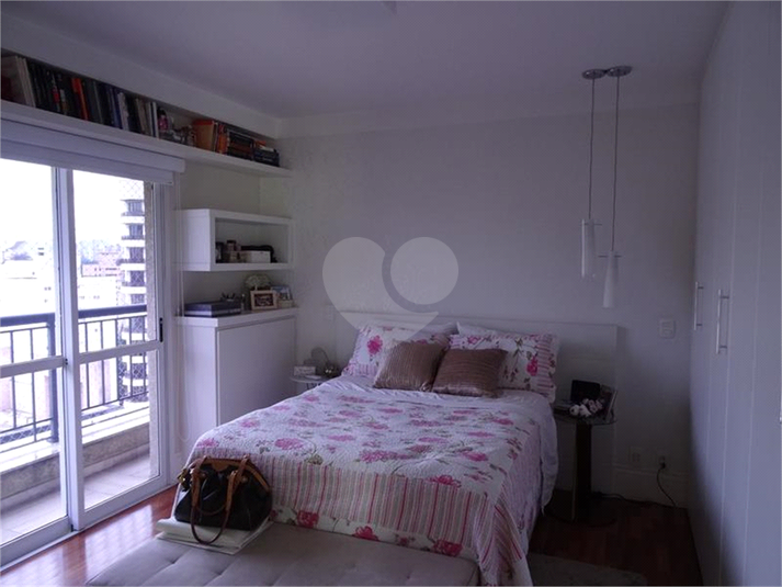 Foto REO66985