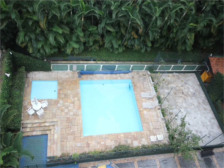 Foto REO67004