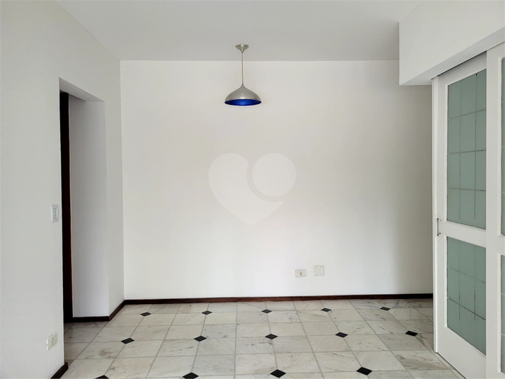 Foto REO67059