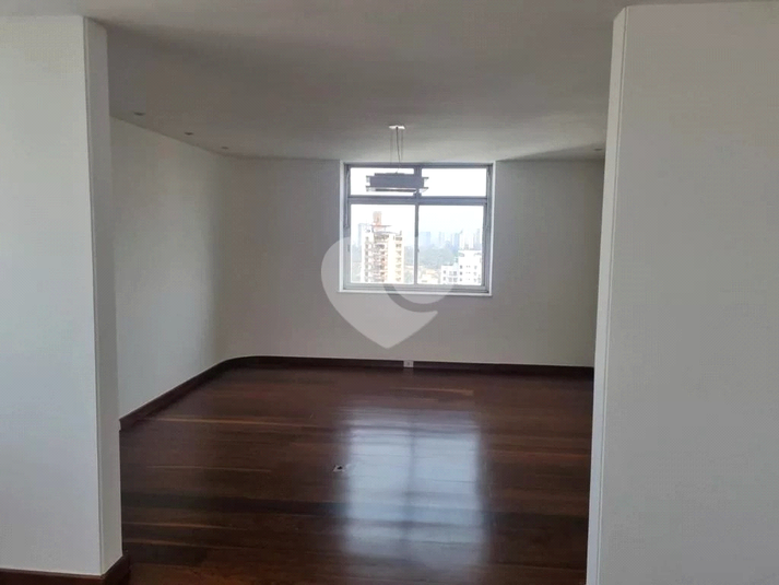 Venda Apartamento São Paulo Real Parque REO67122 16