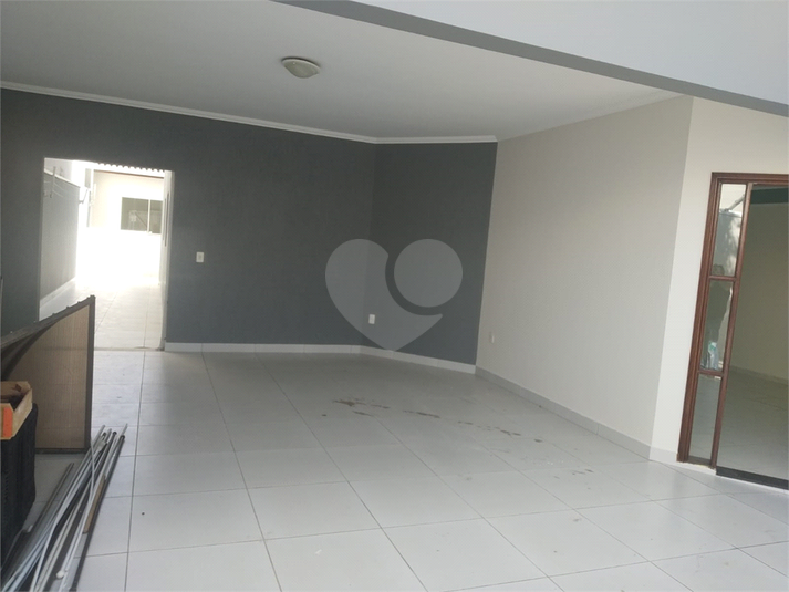 Foto REO672788