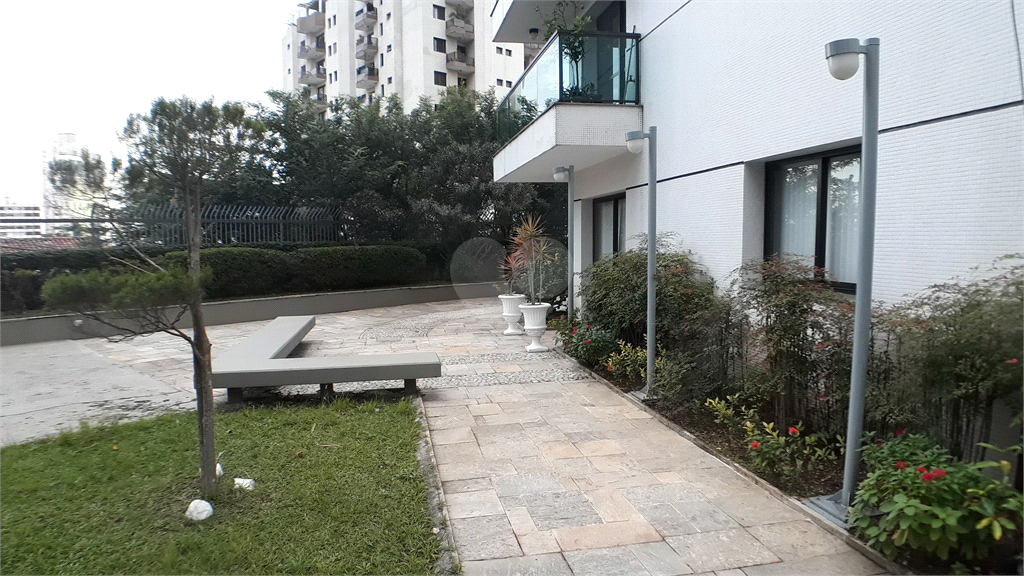 Venda Apartamento São Paulo Santana REO673927 50