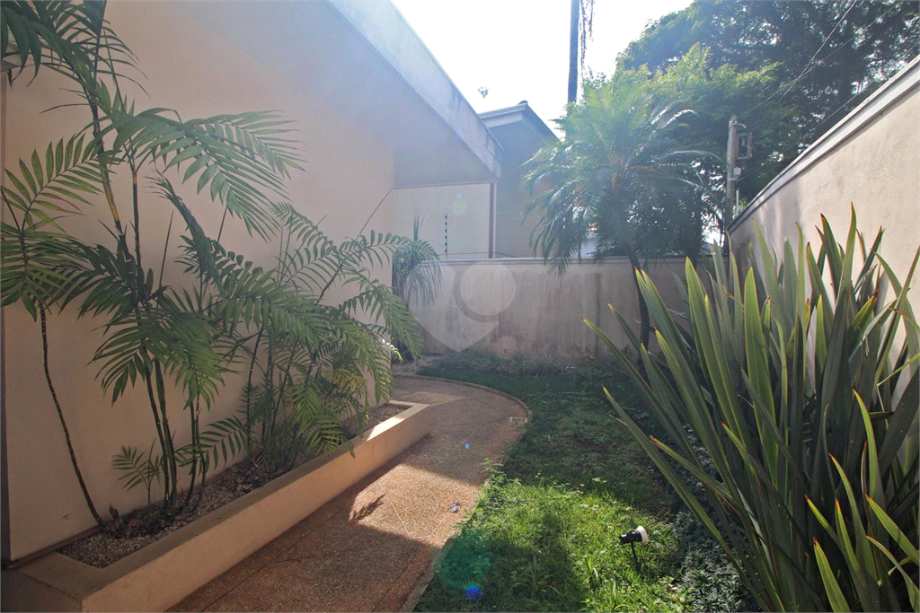 Venda Casa São Paulo Pacaembu REO676391 45