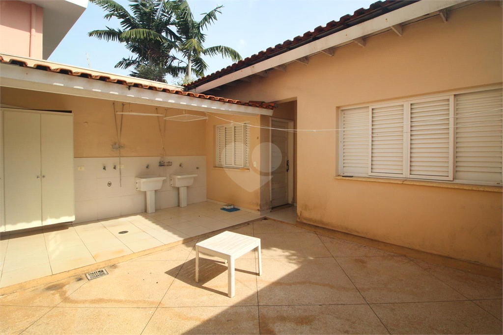 Venda Casa São Paulo Pacaembu REO676391 34