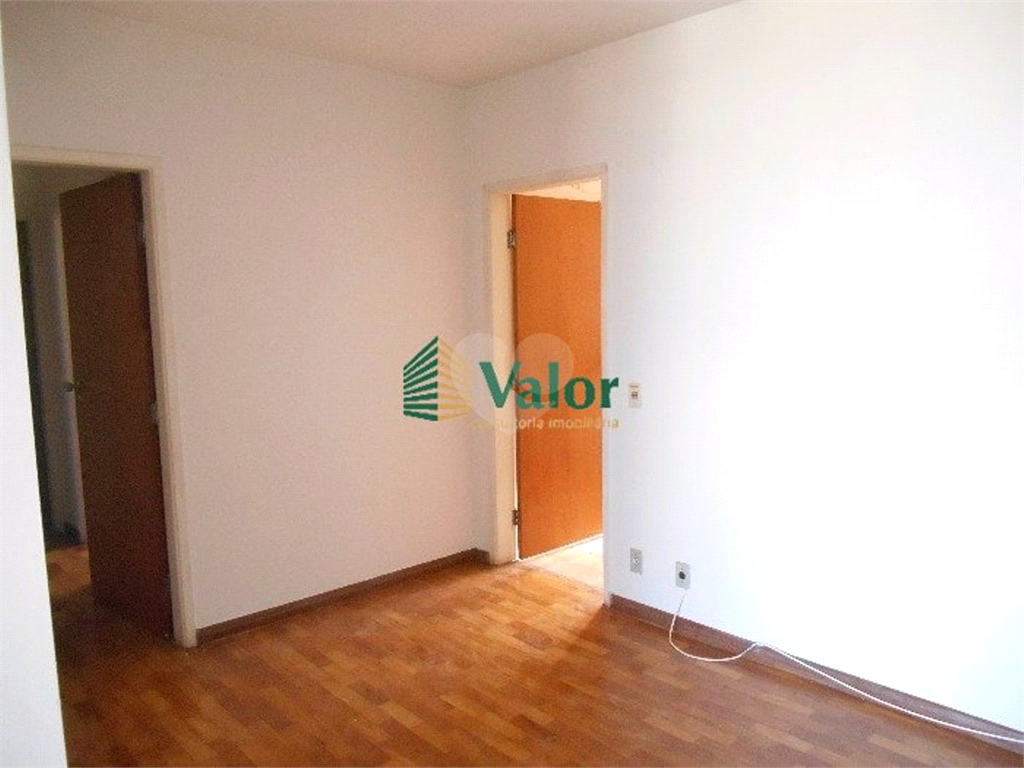 Venda Apartamento São Carlos Centro REO678664 10