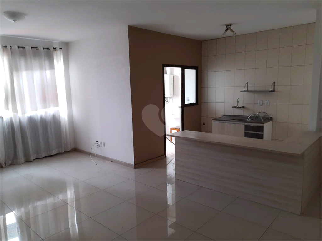 Venda Apartamento Canoas Centro REO678886 8