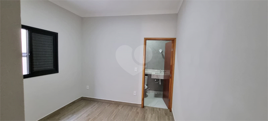 Foto REO679701