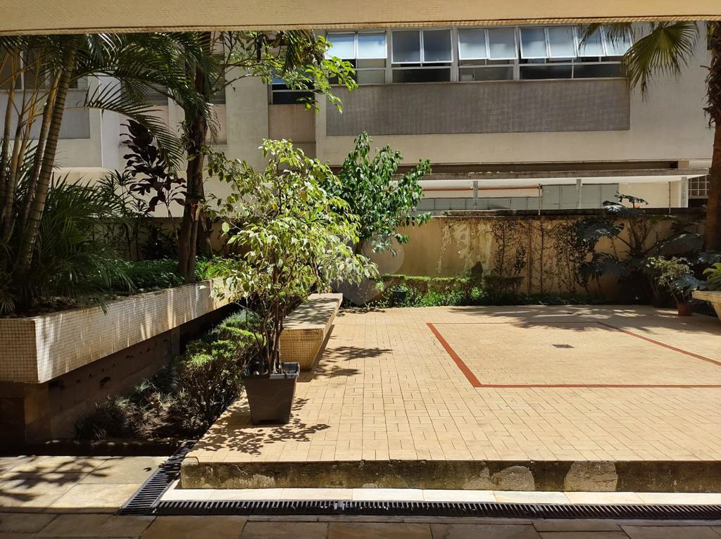 Venda Apartamento São Paulo Bela Vista REO680173 3