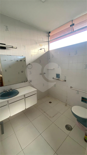 Foto REO680179