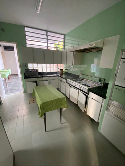 Foto REO680179