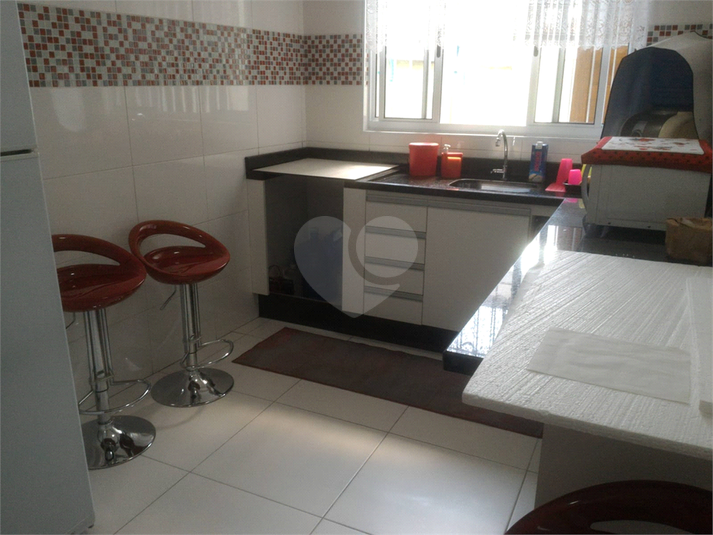 Foto REO680238