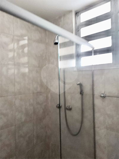 Foto REO680429