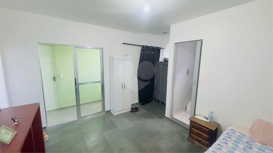 Foto REO680847