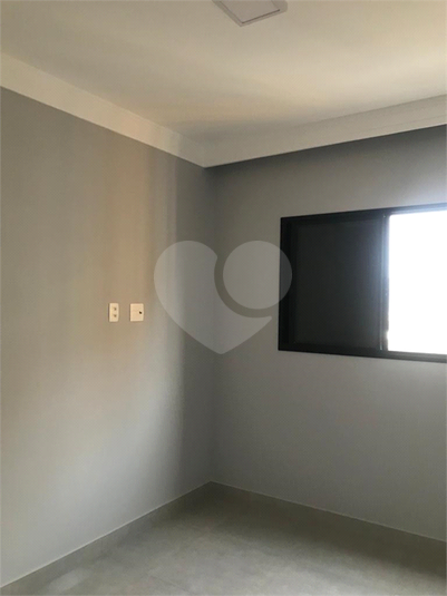 Foto REO680977
