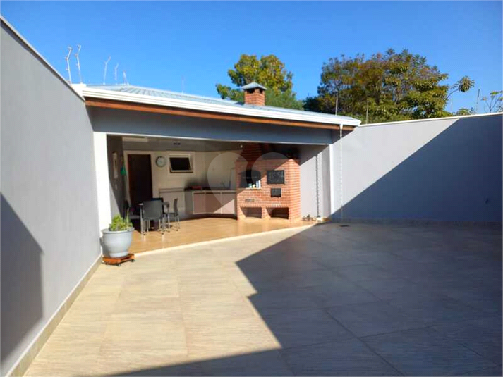 Foto REO682173