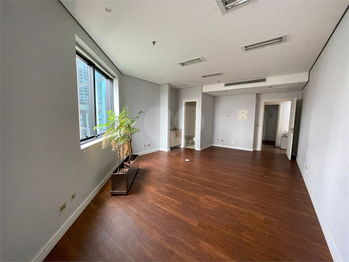 Venda Salas São Paulo Cidade Monções REO682315 8