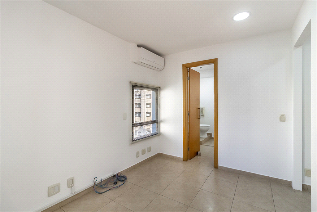 Venda Salas São Paulo Jardim Paulista REO682583 11