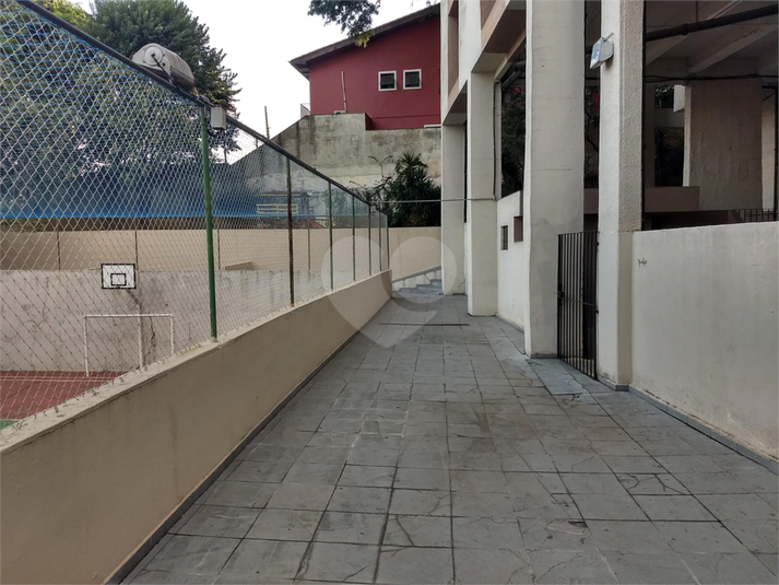 Foto REO683001