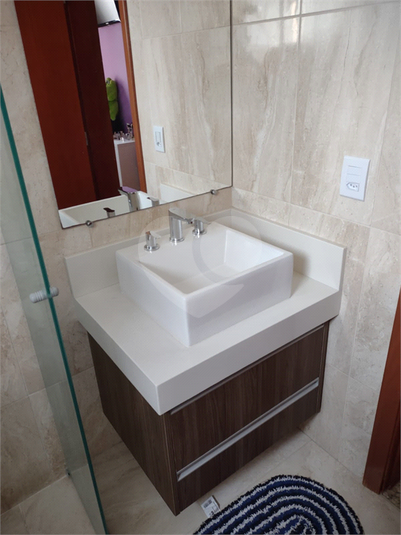Foto REO683001