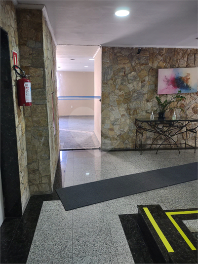 Foto REO683001