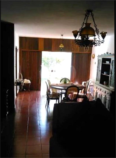 Foto REO683100
