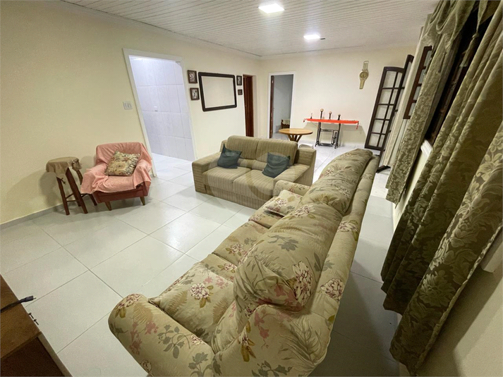 Foto REO683203