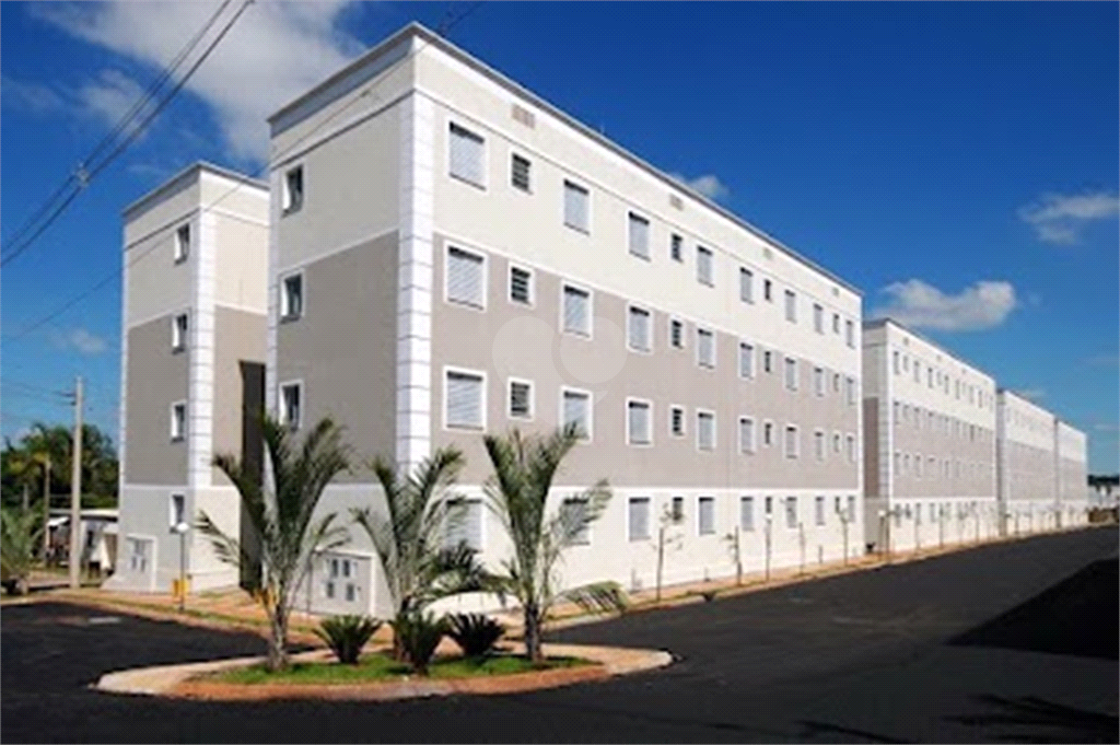 Venda Apartamento Araraquara Parque Laranjeiras REO683239 3