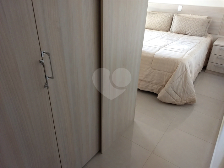 Foto REO683905