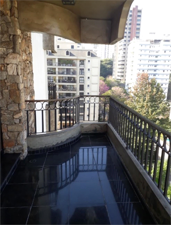 Venda Apartamento São Paulo Real Parque REO685395 4