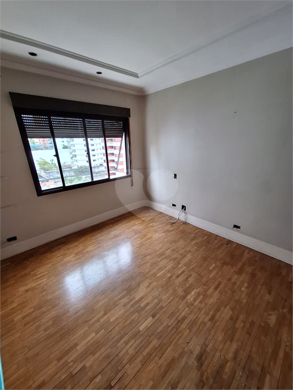 Venda Apartamento São Paulo Real Parque REO685395 14