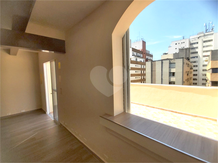Foto REO686316