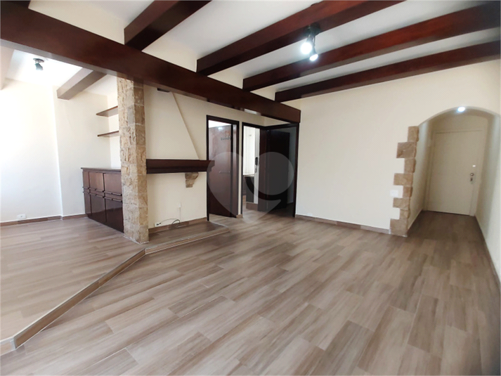 Foto REO686316