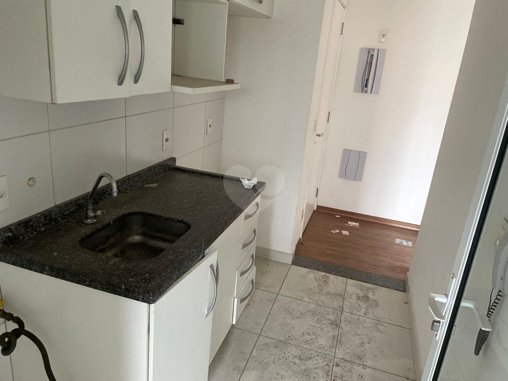 Venda Apartamento São Paulo Liberdade REO686392 3