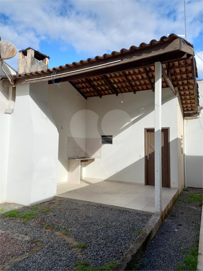 Foto REO686948