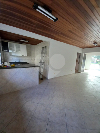 Foto REO686948
