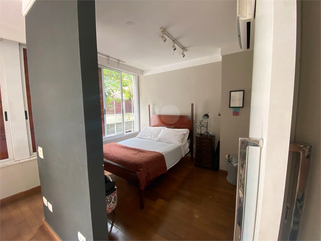 Venda Condomínio São Paulo Vila Romana REO687230 19