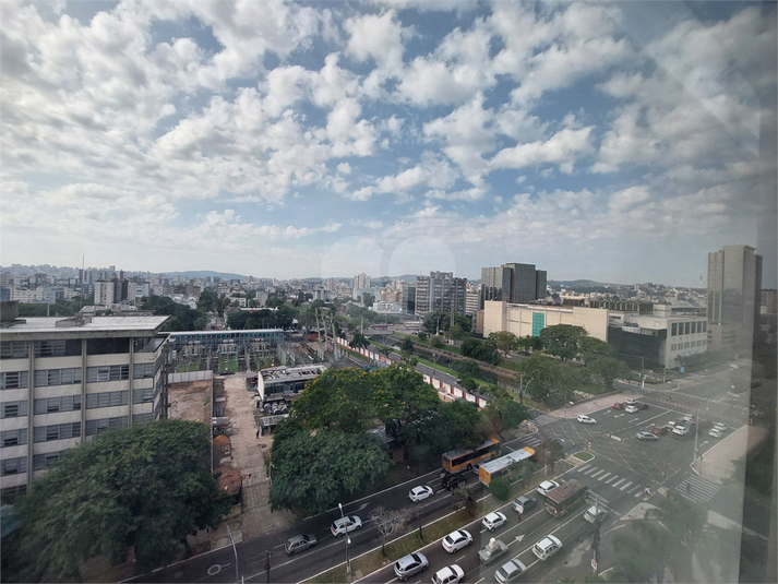 Foto REO687317