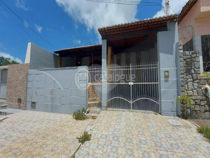 Casa, 3 quartos para Alugar Lagoa Nova, Natal Lopes